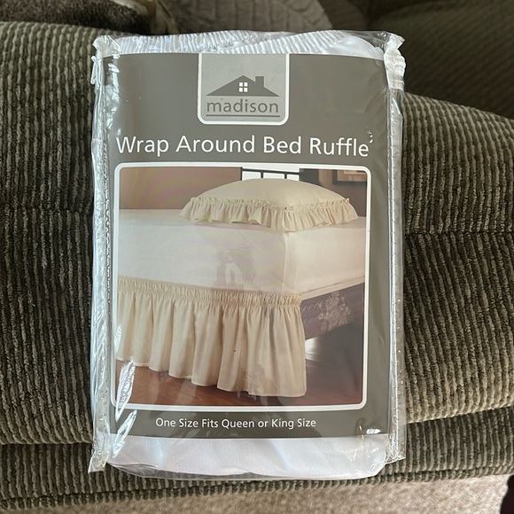 Wrap Around Bed Ruffle Skirt-Queen or King-new - Picture 1 of 4